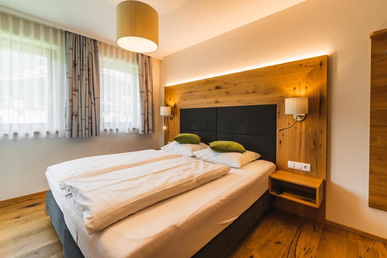 Haus Sabrina - Ferienwohnungen Saalbach-Hinterglemm Kültér fotó