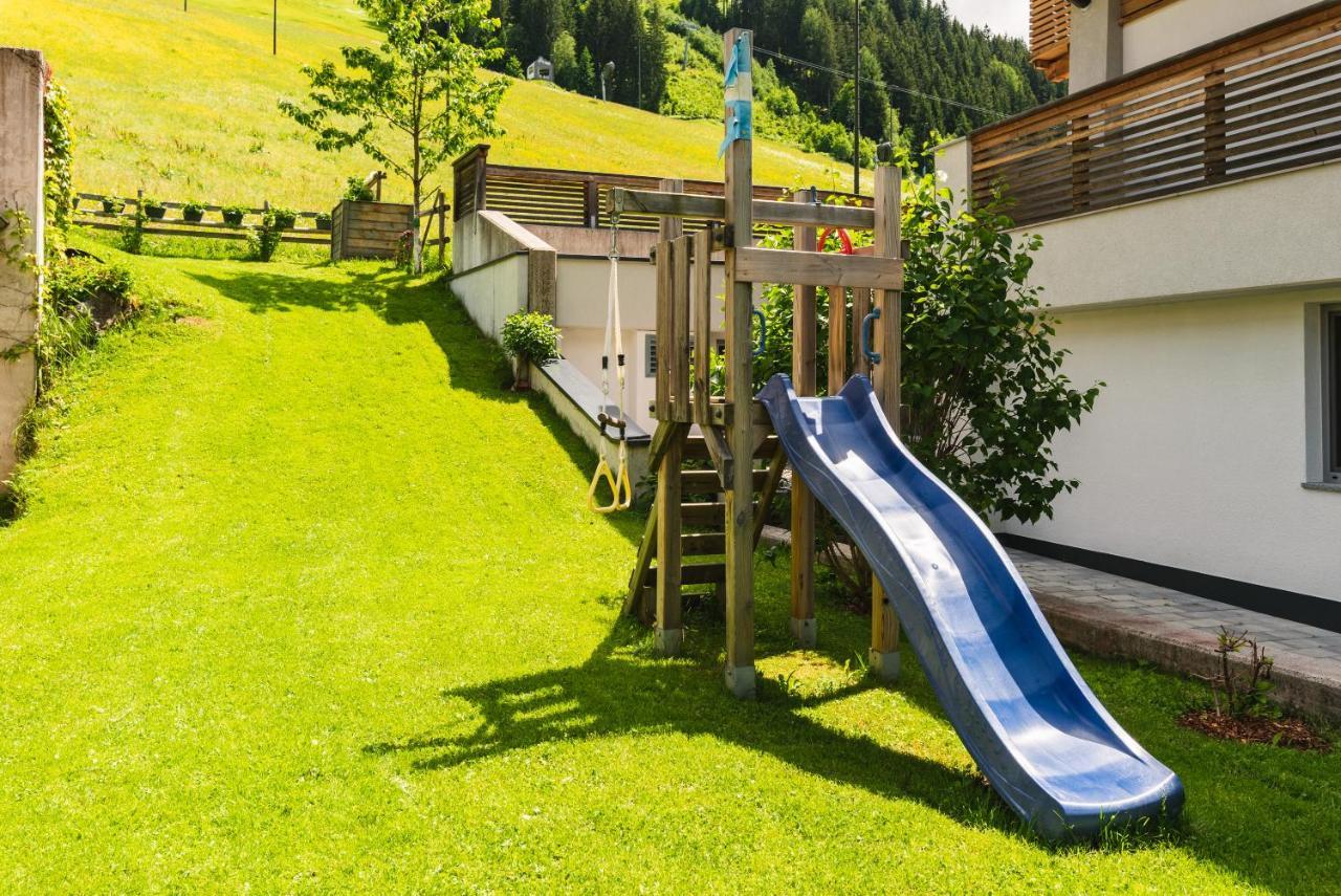 Haus Sabrina - Ferienwohnungen Saalbach-Hinterglemm Kültér fotó